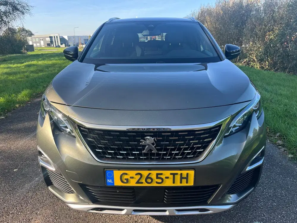 Peugeot 3008 1.2 GT Line uit 2019, foto 5