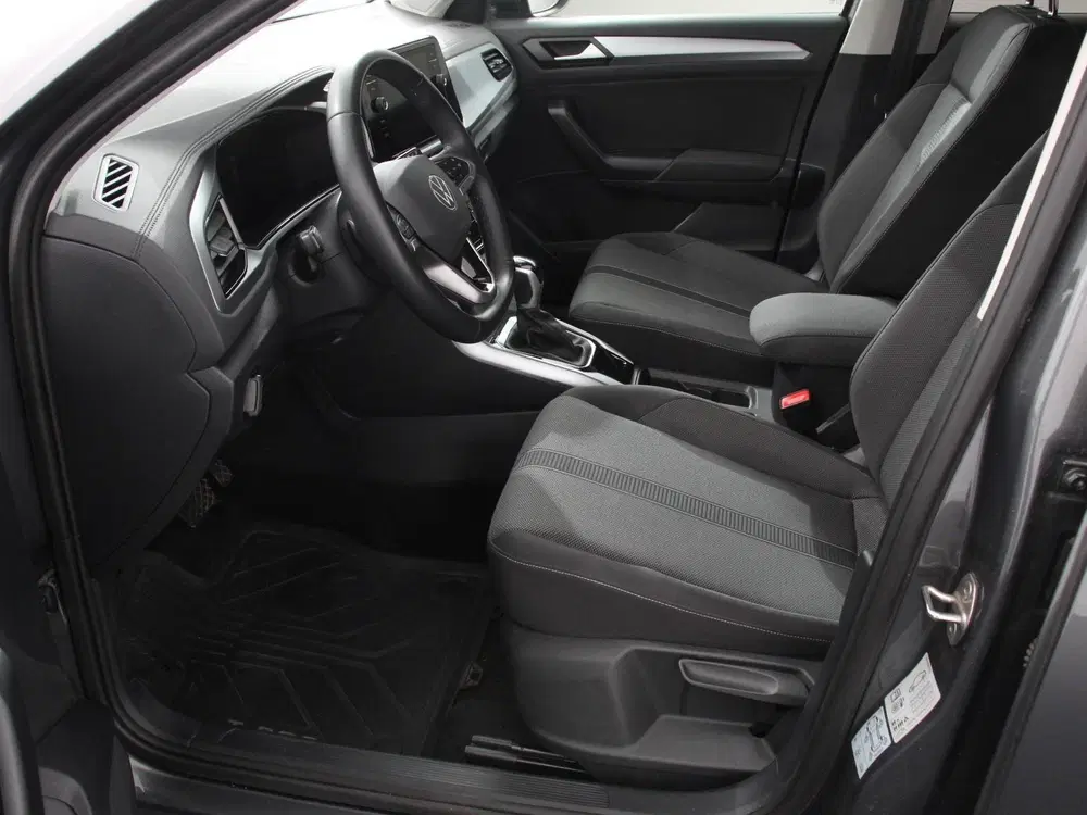 Volkswagen T-Roc 1.5 TSI 150pk DSG Life Navigatie Apple Car uit 2024, foto 9
