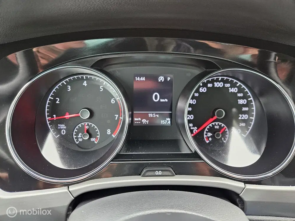 Volkswagen Touran 1.5 TSI Highline 7p uit 2021, foto 14