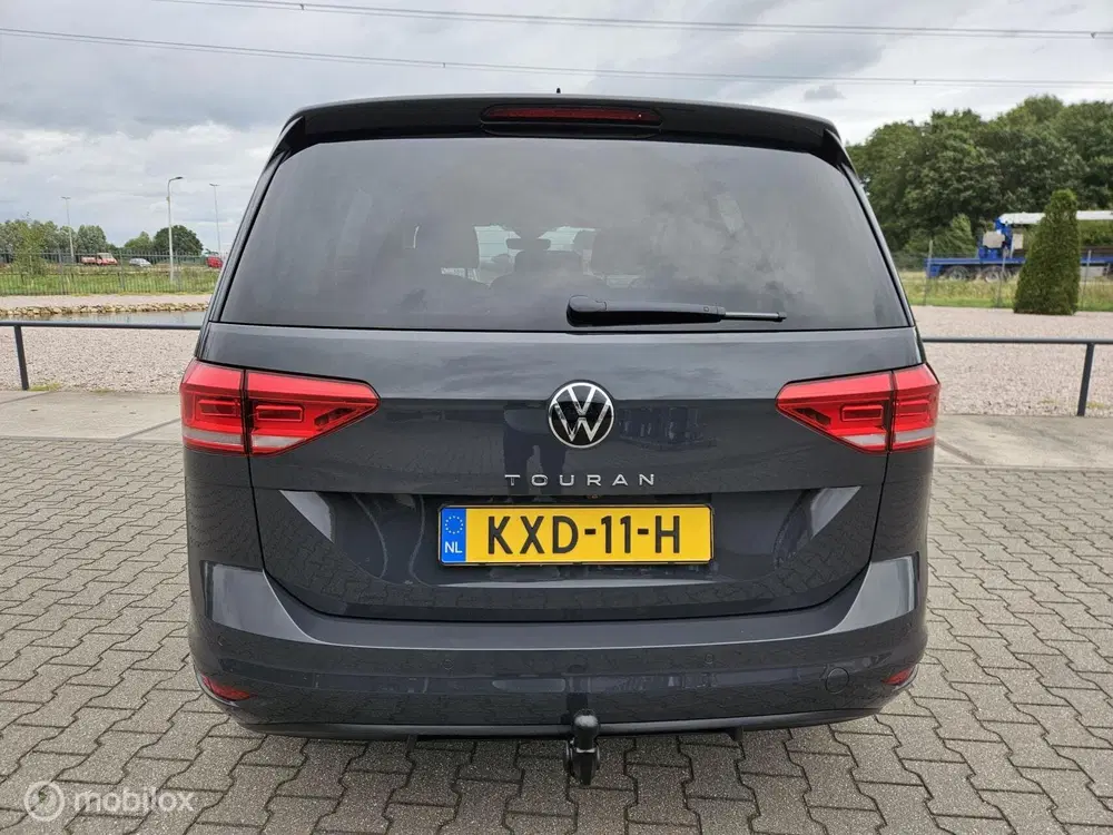 Volkswagen Touran 1.5 TSI Highline 7p uit 2021, foto 5