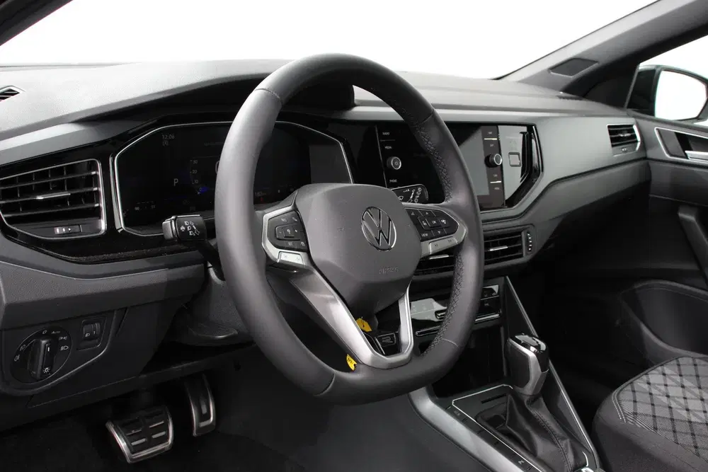 Volkswagen Polo 1.0 TSI DSG R-Line Panorama dak Navigatie uit 2024, foto 10