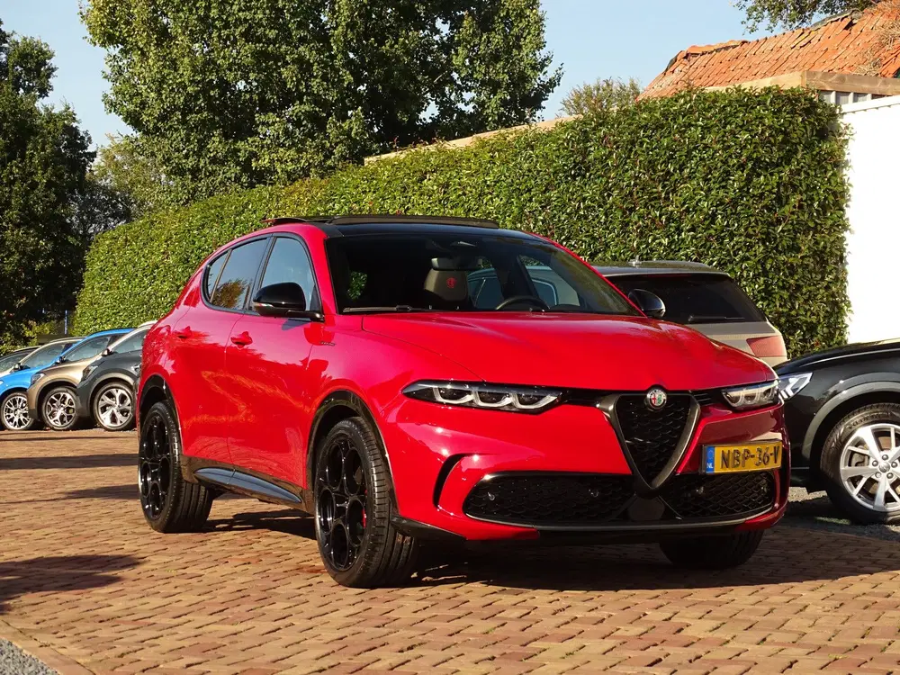 Alfa Romeo Tonale 1.5T Hybrid Veloce uit 2024, foto 11