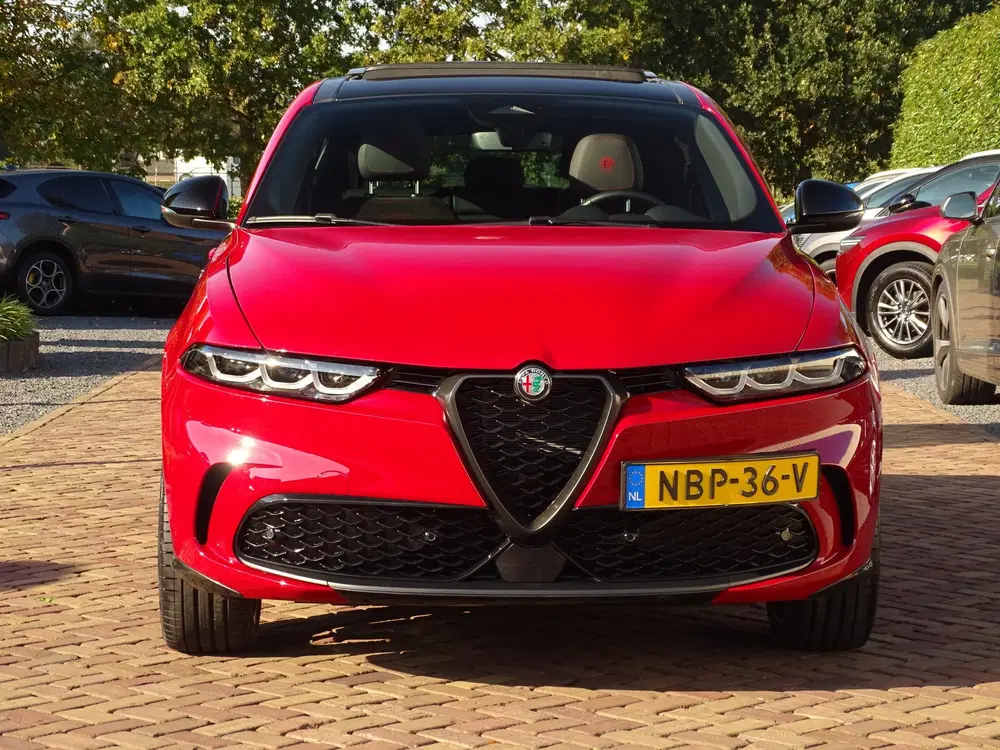 Alfa Romeo Tonale 1.5T Hybrid Veloce uit 2024, foto 12