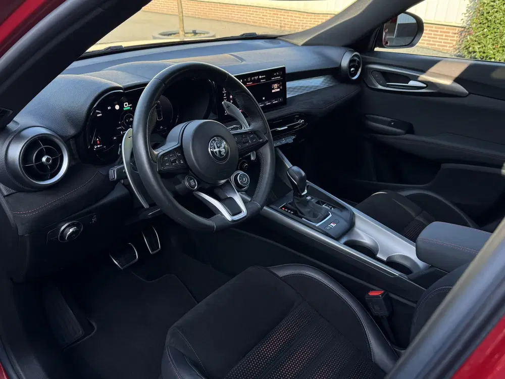Alfa Romeo Tonale 1.5T Hybrid Veloce uit 2024, foto 3