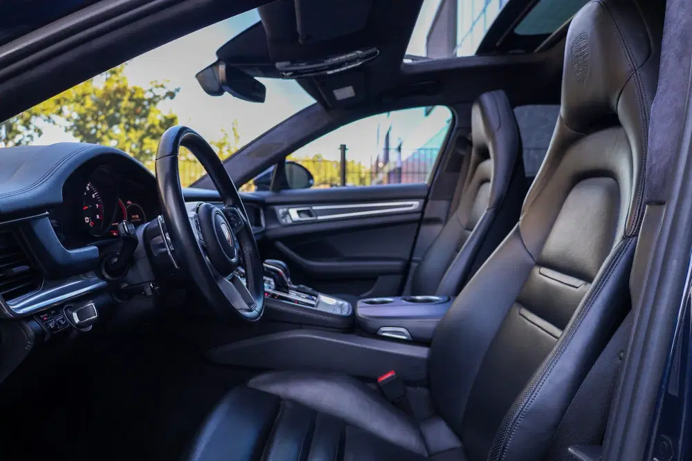 Porsche Panamera Sport Turismo 4.0 GTS uit 2019, foto 13