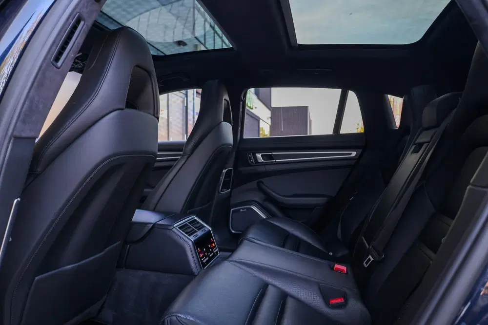 Porsche Panamera Sport Turismo 4.0 GTS uit 2019, foto 6