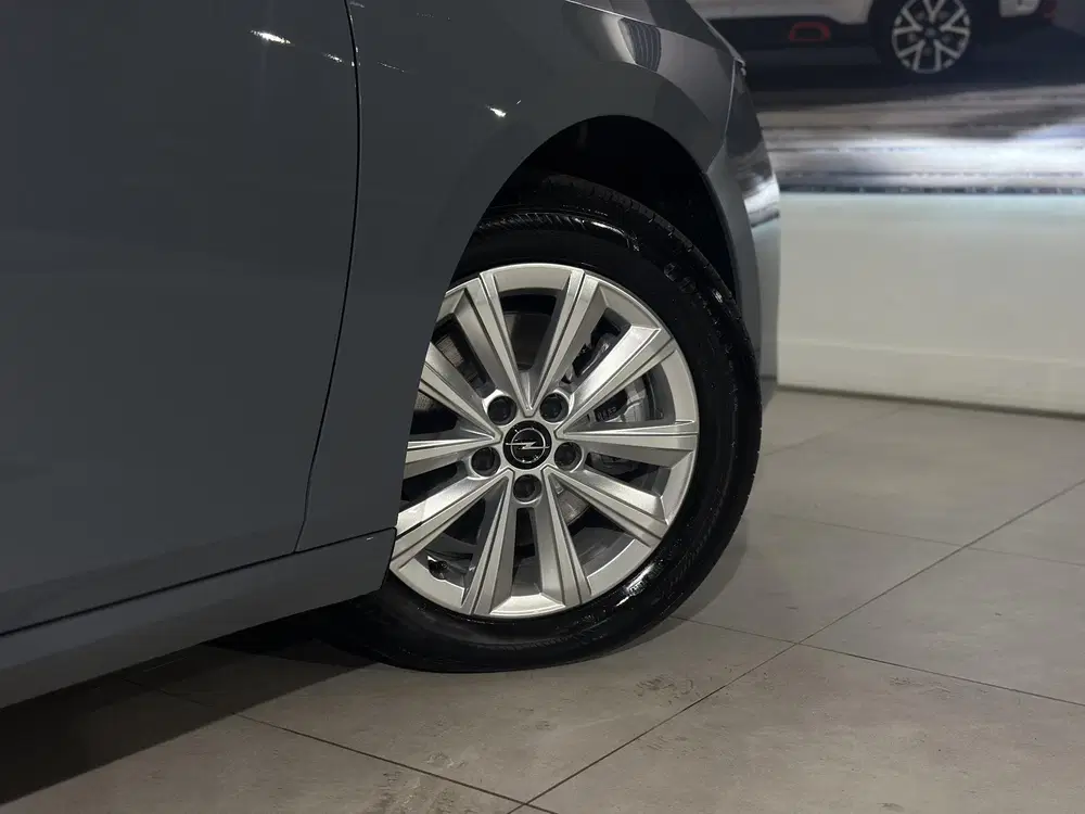 Opel Astra 1.2 Turbo Hybrid Business Edition uit 2025, foto 7