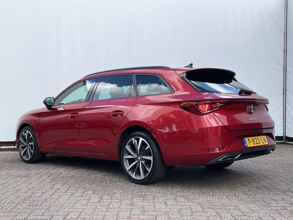 SEAT Leon 1.4 TSI Plug-ijn 259pk eHybrid FR Pan uit 2021, foto 2