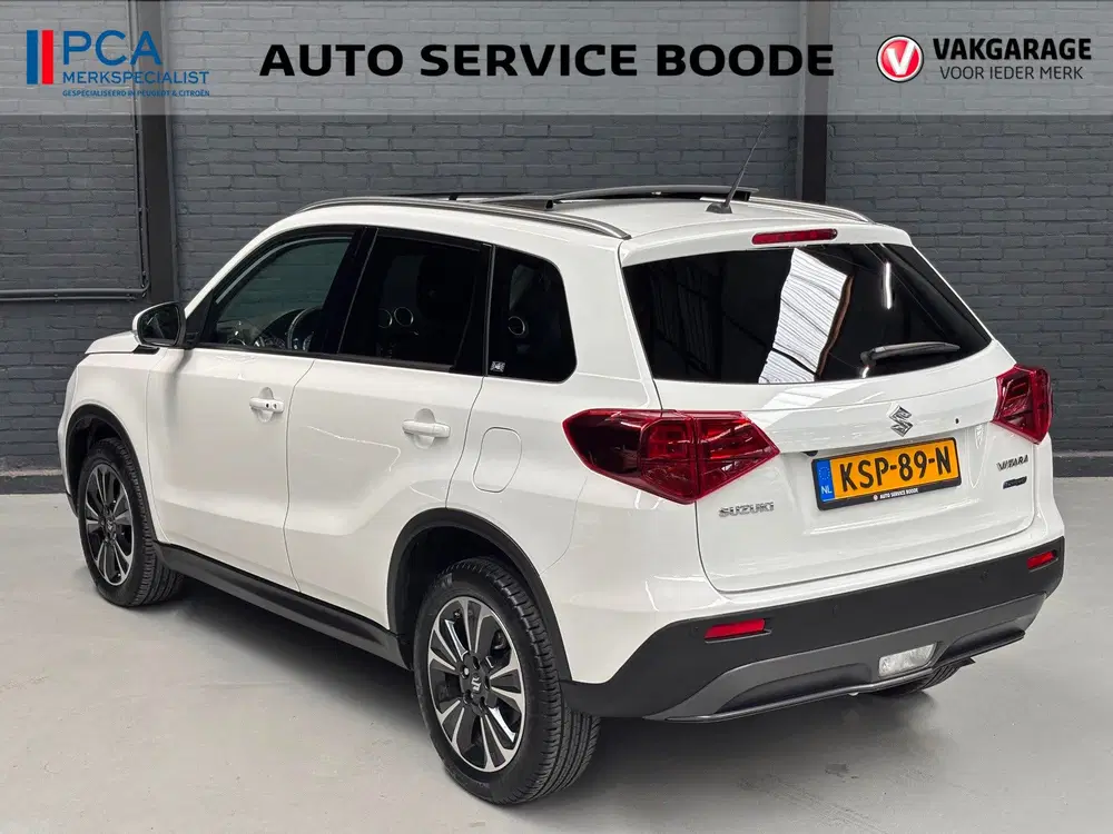 Suzuki Vitara 1.5 Hybrid Style automaat uit 2022, foto 3