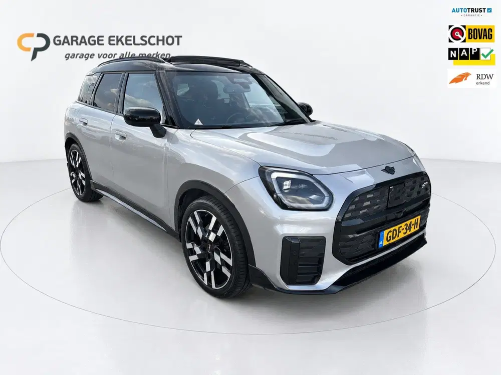 Mini Countryman E John Cooper Works XL uit 2024