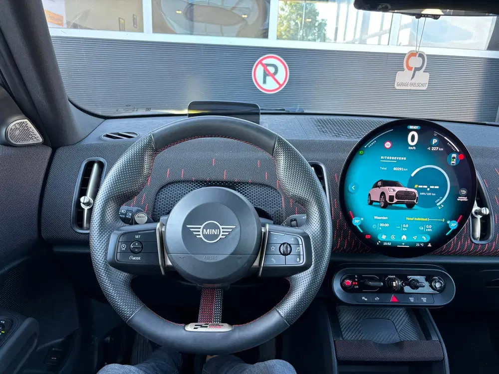 Mini Countryman E John Cooper Works XL uit 2024, foto 2