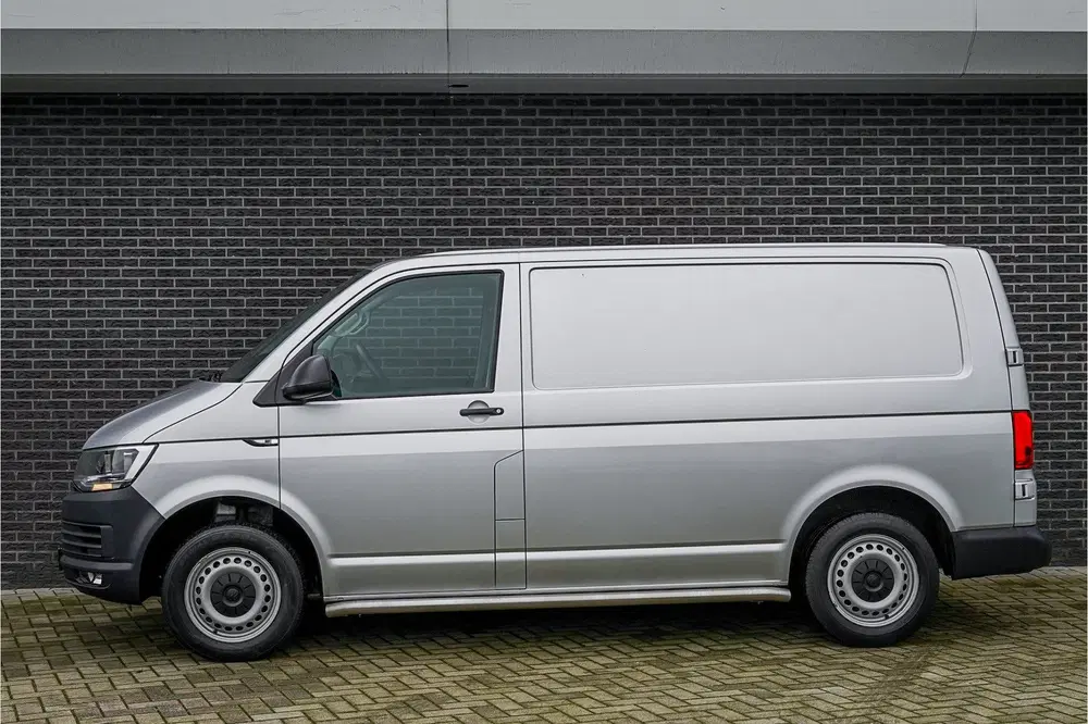 Volkswagen Transporter 2.0 TDI L1H1 Comfortline uit 2019, foto 7