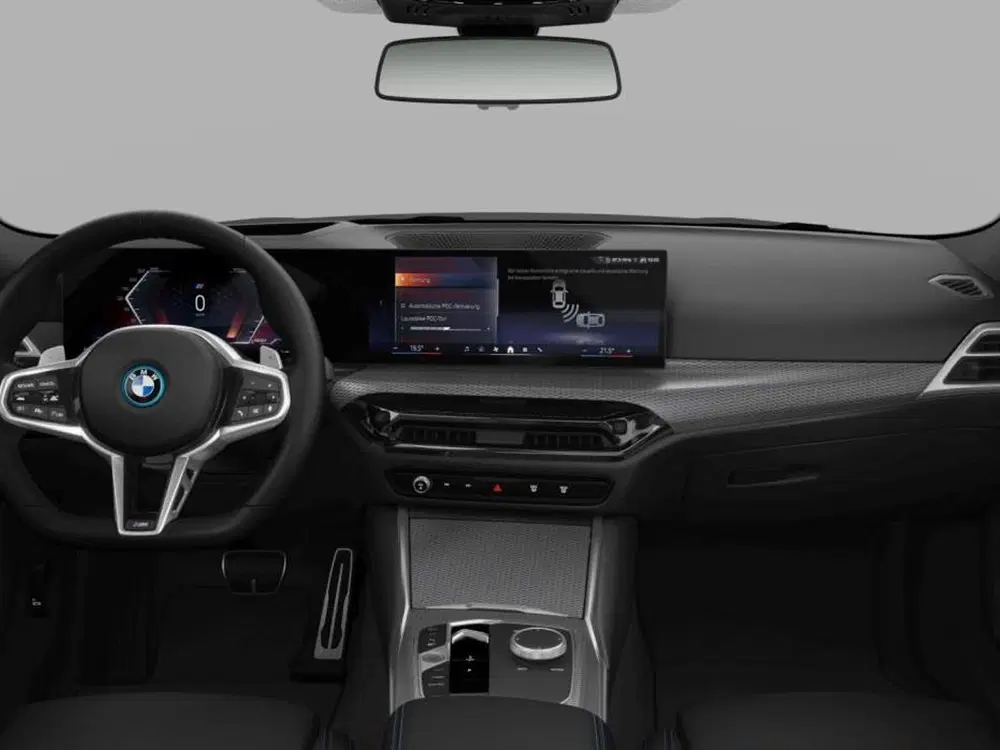 BMW 3-serie 330e M-Sport uit 2025, foto 2