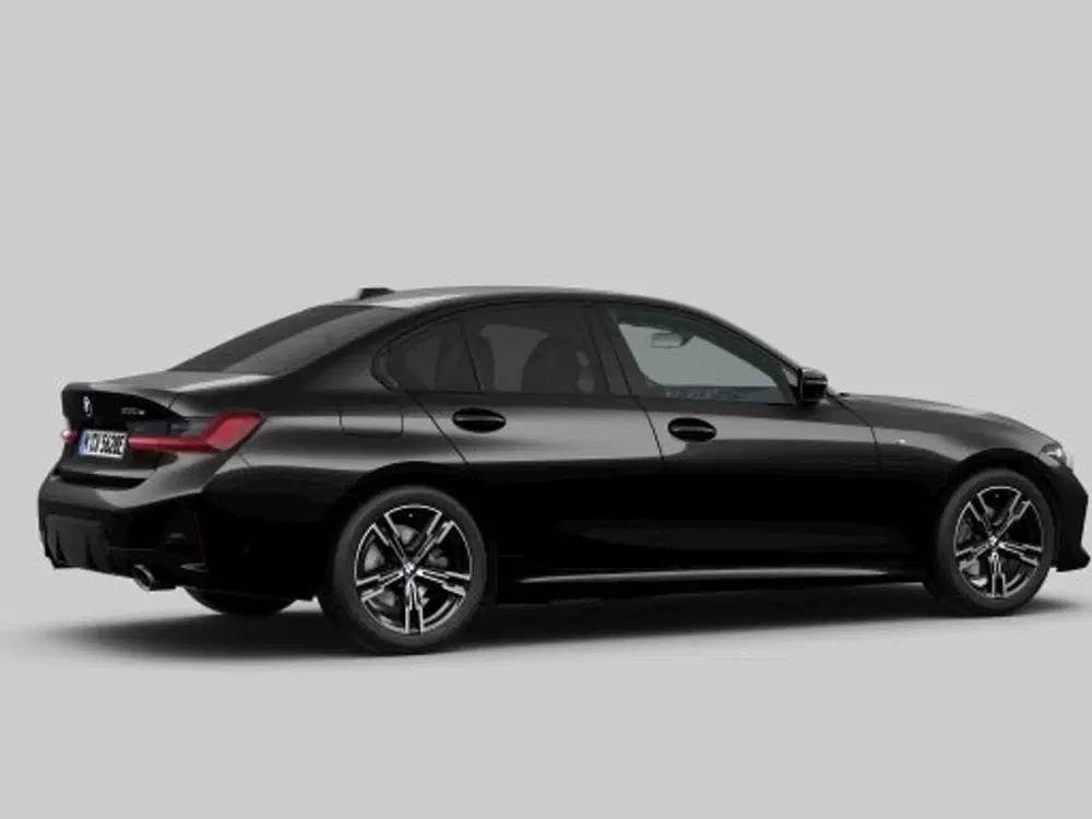 BMW 3-serie 330e M-Sport uit 2025, foto 6