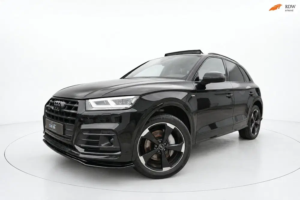 Audi Q5 55 TFSI e quattro 3x S LINE PANO SFEER ACC uit 2020