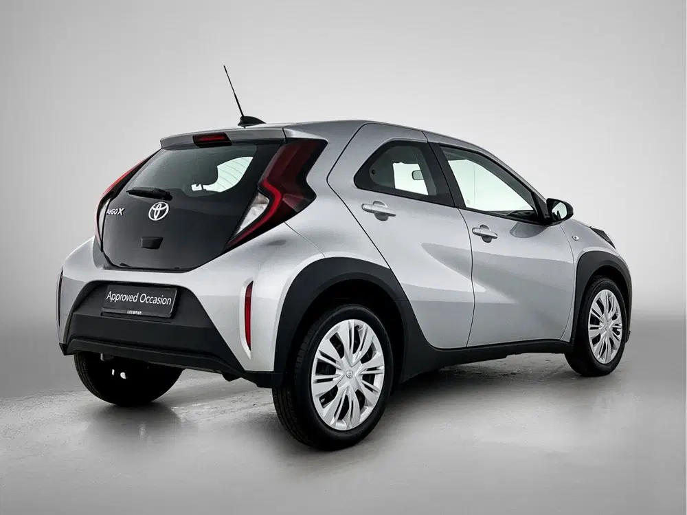 Toyota Aygo X 1.0 VVT-i MT Play uit 2022, foto 2