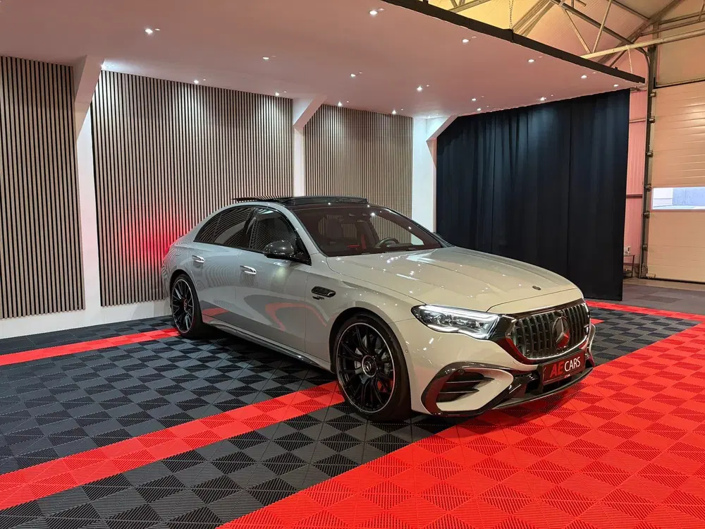 Mercedes-Benz E-Klasse AMG 53 4MATIC+ Edition 1 Carbon uit 2025, foto 13