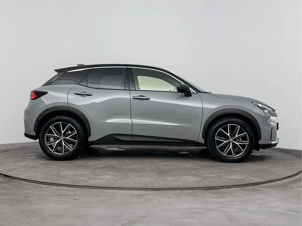 Lexus LBX 1.5 Emotion 2WD uit 2024, foto 11