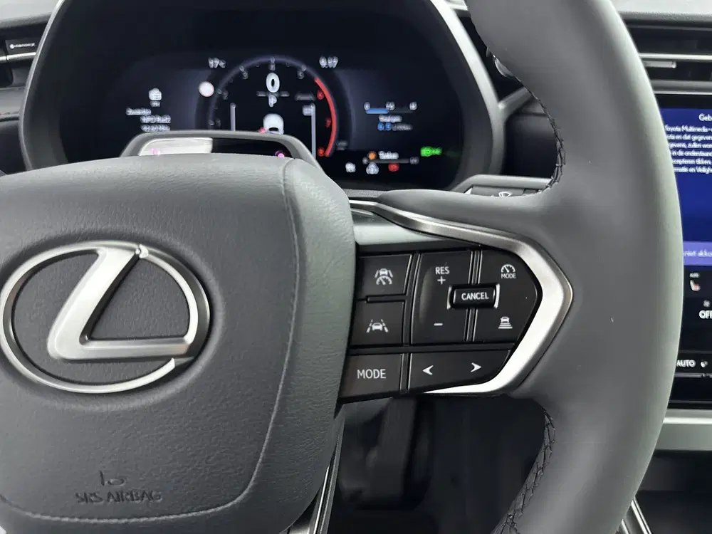 Lexus LBX 1.5 Emotion 2WD uit 2024, foto 14