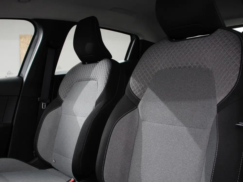 Renault Clio 1.0 TCe 90 GPF evolution Navigatie Apple C uit 2025, foto 10