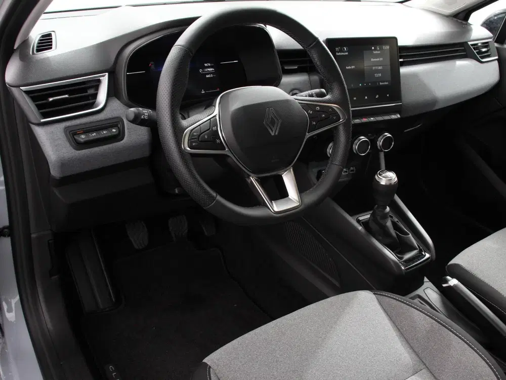 Renault Clio 1.0 TCe 90 GPF evolution Navigatie Apple C uit 2025, foto 2