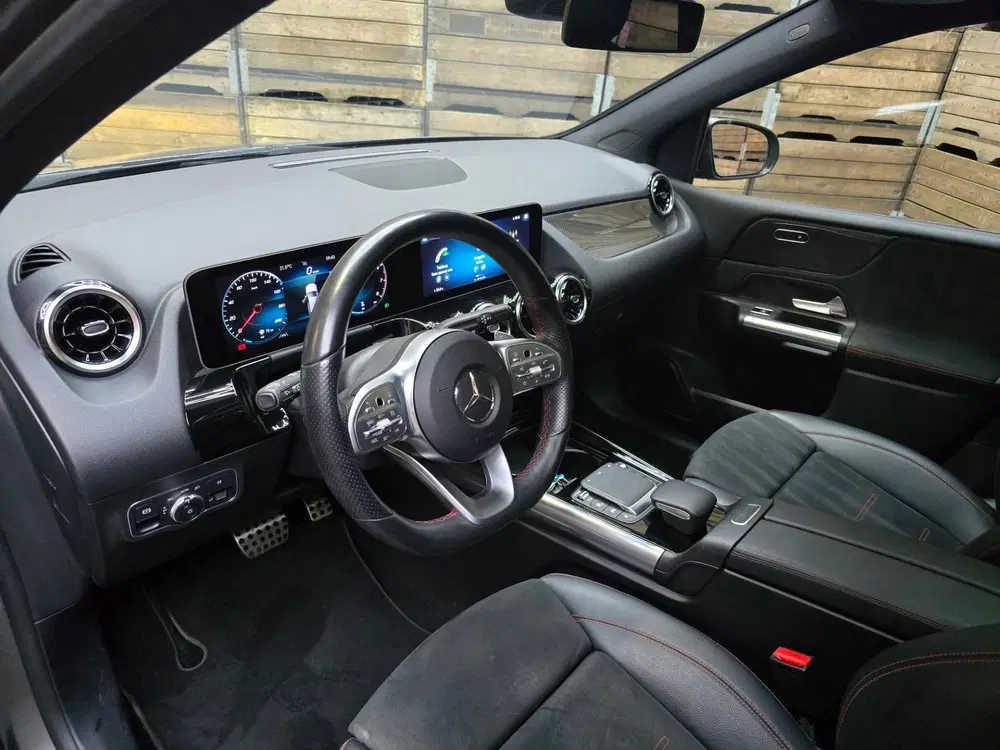 Mercedes-Benz B-Klasse 200 Business Solution AMG Pano Navi C uit 2020, foto 3