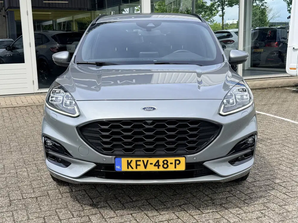 Ford Kuga 2.5 PHEV ST-Line X uit 2023, foto 2