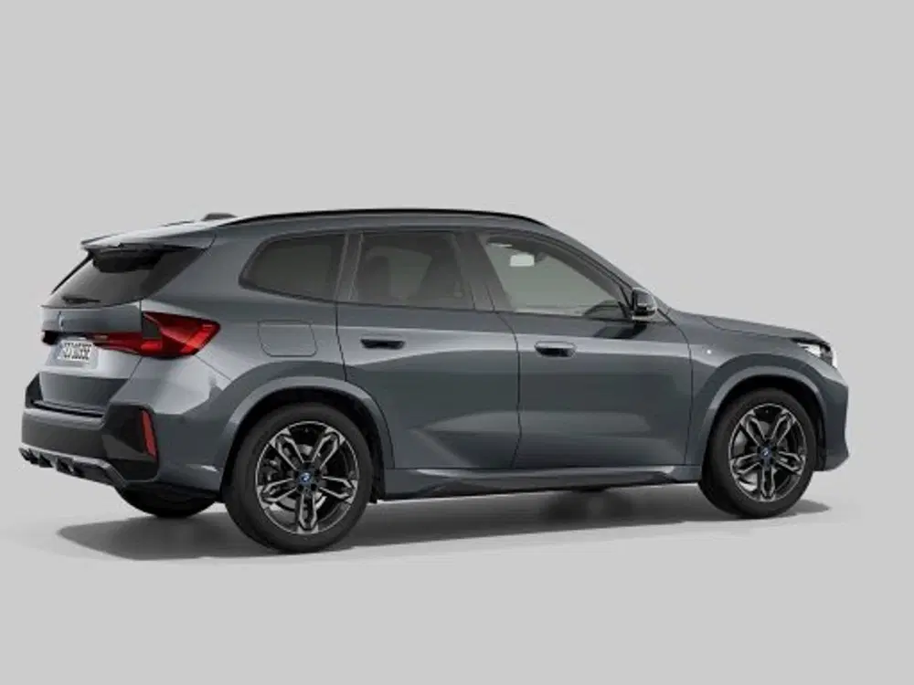 BMW X1 xDrive25e M-Sport uit 2024, foto 6