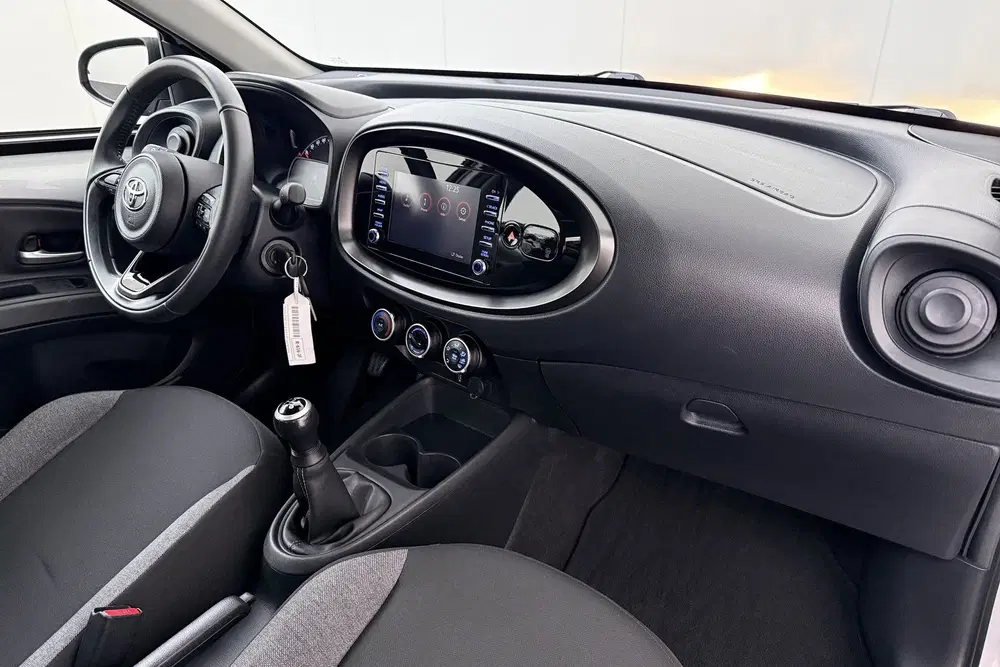 Toyota Aygo X 1.0 VVT-i MT Play Camera Carplay Adapt.Cru uit 2022, foto 14