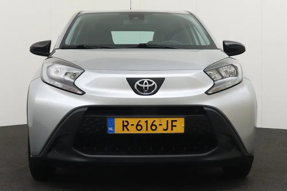 Toyota Aygo X 1.0 VVT-i MT Play Camera Carplay Adapt.Cru uit 2022, foto 3