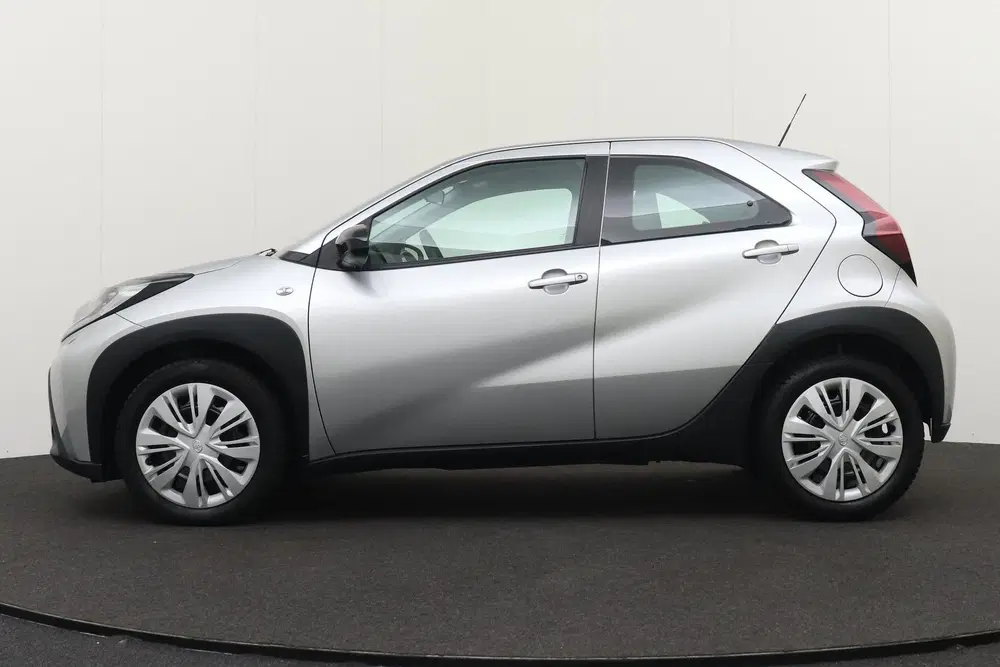 Toyota Aygo X 1.0 VVT-i MT Play Camera Carplay Adapt.Cru uit 2022, foto 5