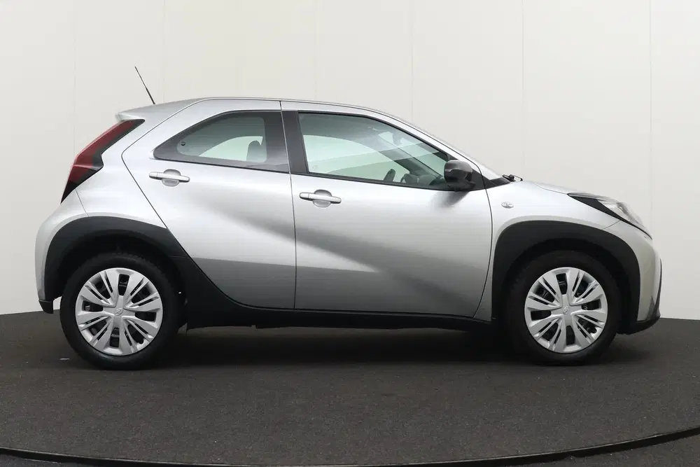 Toyota Aygo X 1.0 VVT-i MT Play Camera Carplay Adapt.Cru uit 2022, foto 6