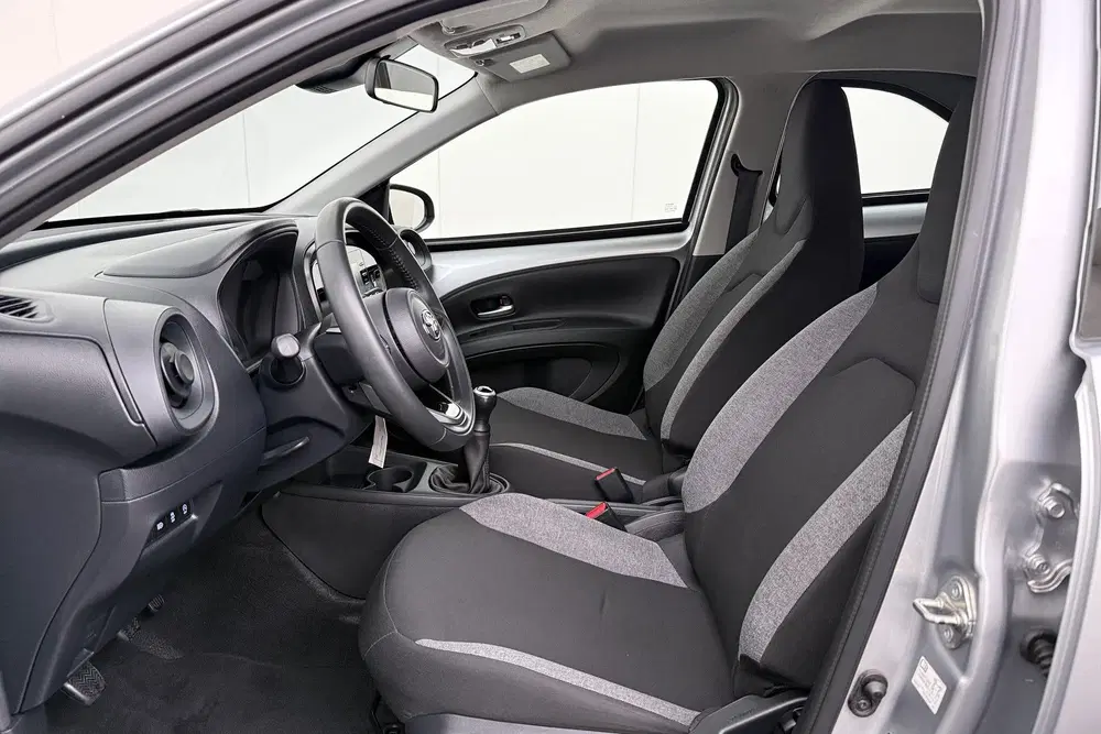 Toyota Aygo X 1.0 VVT-i MT Play Camera Carplay Adapt.Cru uit 2022, foto 9