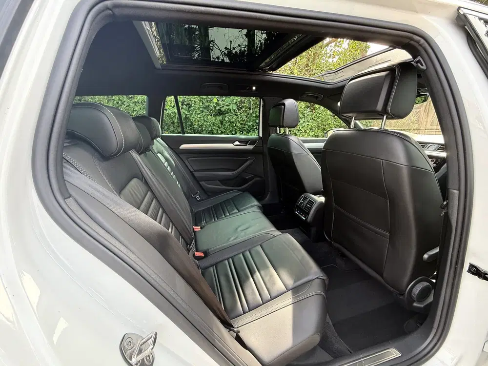 Volkswagen Passat 1.5 TSI R-LINE I PANO I DSG I LEDE uit 2019, foto 13