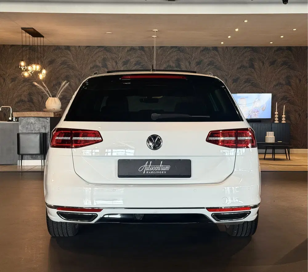 Volkswagen Passat 1.5 TSI R-LINE I PANO I DSG I LEDE uit 2019, foto 4
