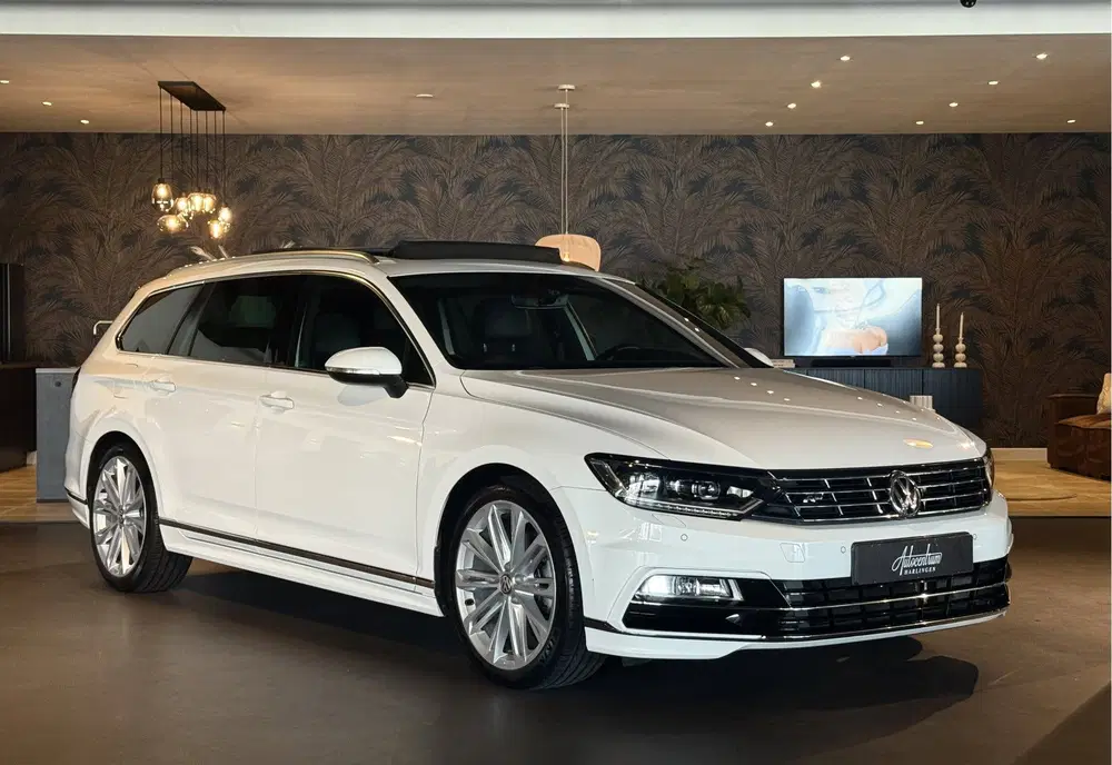 Volkswagen Passat 1.5 TSI R-LINE I PANO I DSG I LEDE uit 2019, foto 7