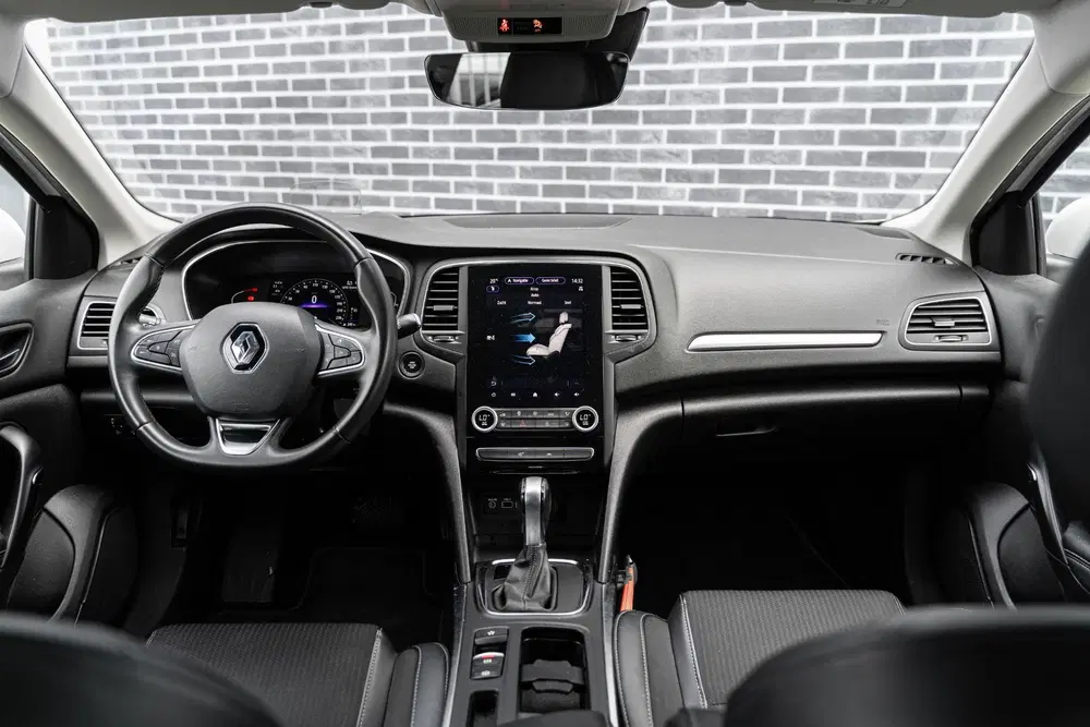 Renault Megane Mégane Estate 1.3 TCe 140 EDC Intens uit 2022, foto 2
