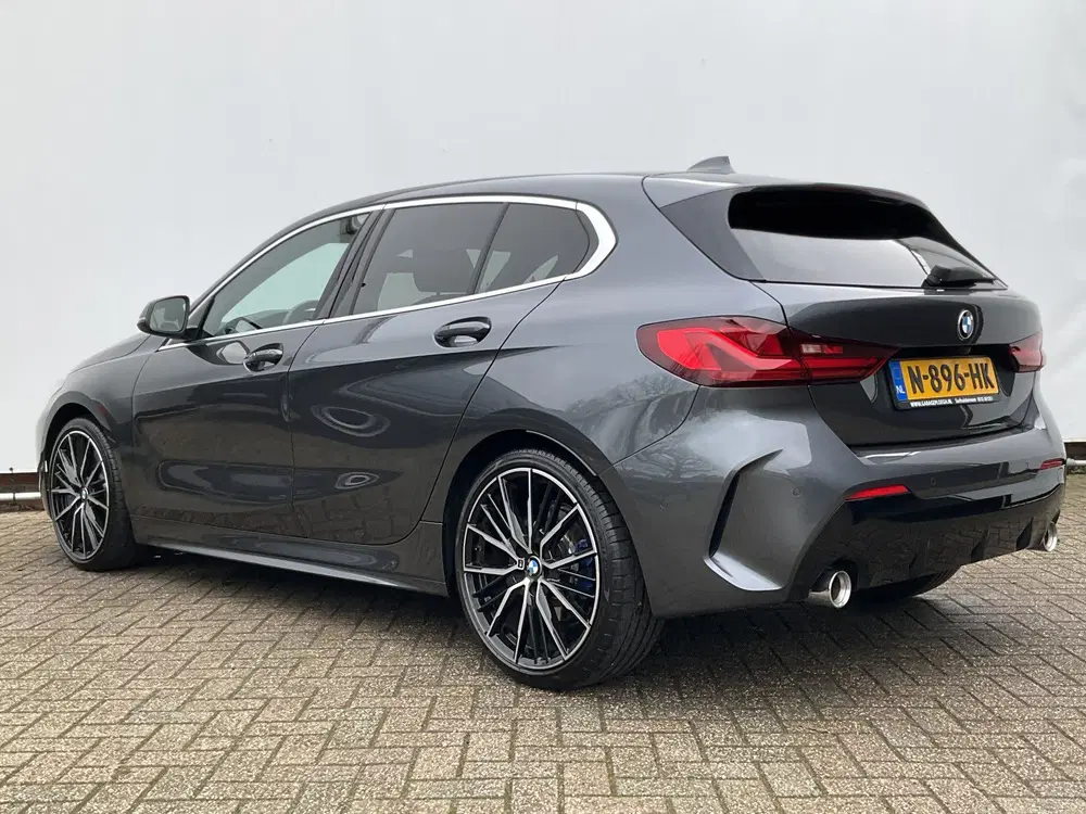 BMW 1-serie 120i M-Sport Automaat Pano.dak Leer Stoel uit 2021, foto 14