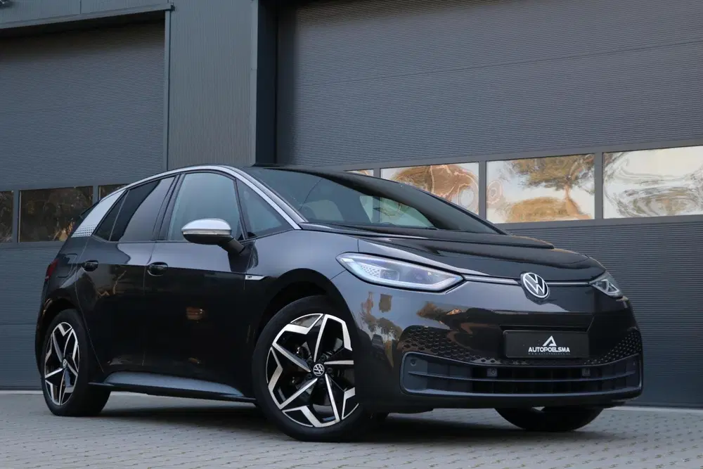 Volkswagen ID.3 First Plus 58 kWh AppleCarplay IQ-Light Tr uit 2020