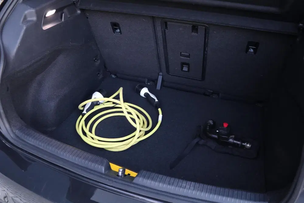 Volkswagen ID.3 First Plus 58 kWh AppleCarplay IQ-Light Tr uit 2020, foto 15