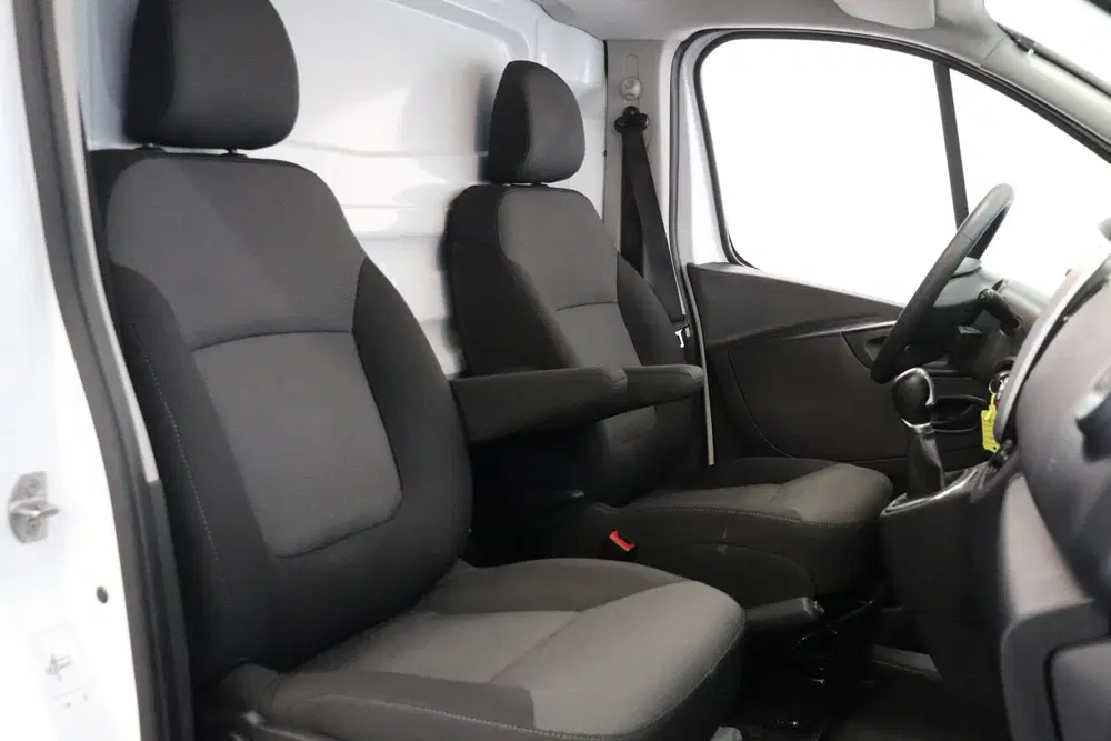 Renault Trafic 2.0 dCi 145PK L2 Automaat EURO 6 uit 2021, foto 4