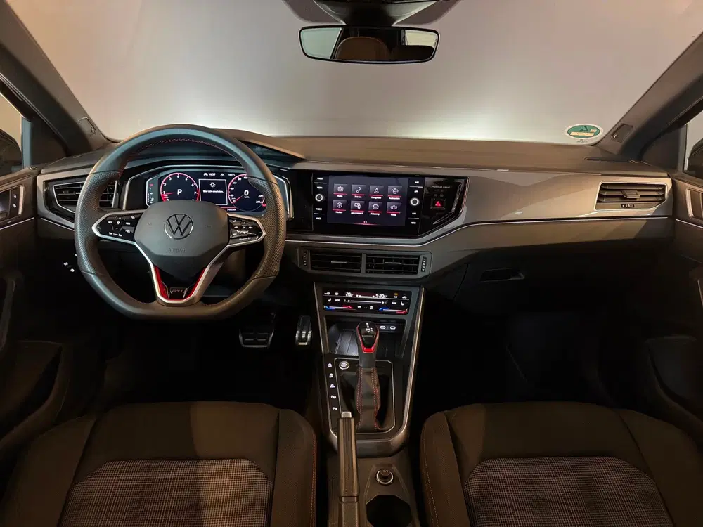 Volkswagen Polo 2.0 TSI GTI uit 2022, foto 10