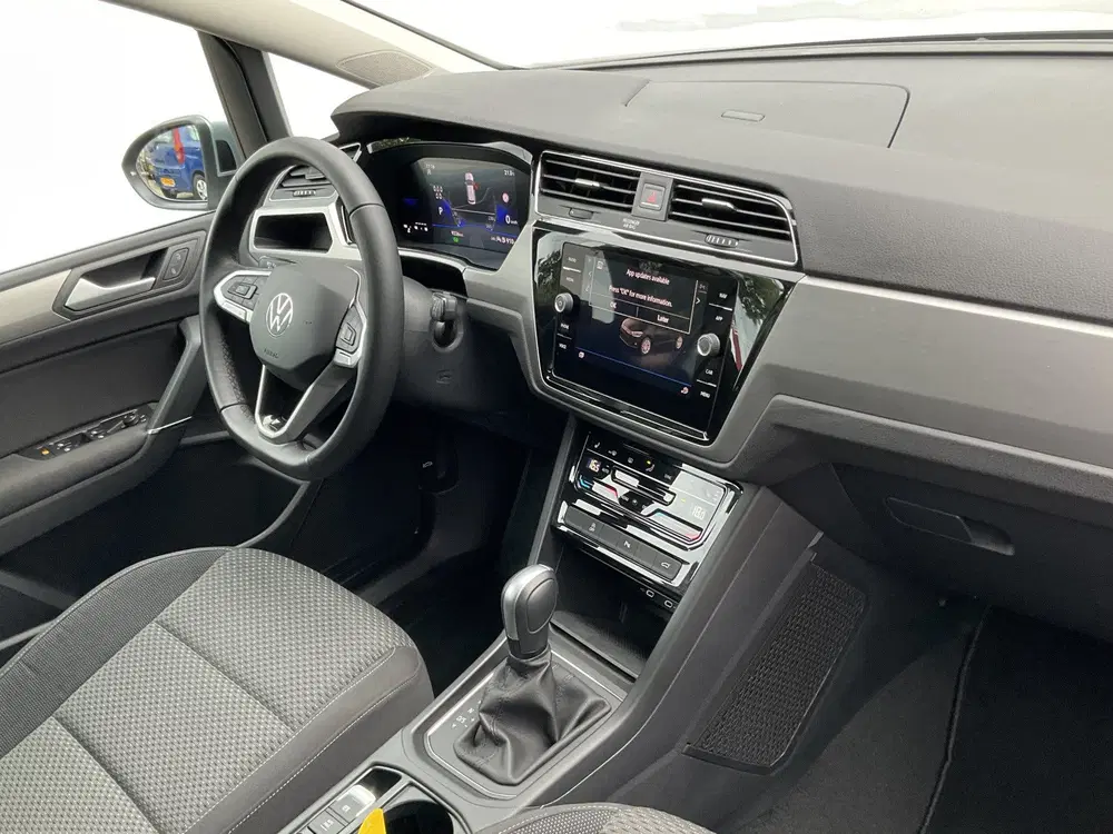 Volkswagen Touran 7-Pers 1.5 TSI EVO ACT 150 COMFORTLINE EDI uit 2025, foto 3