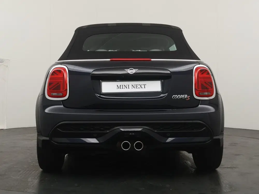 Mini Cabrio Cooper S Yours uit 2023, foto 10