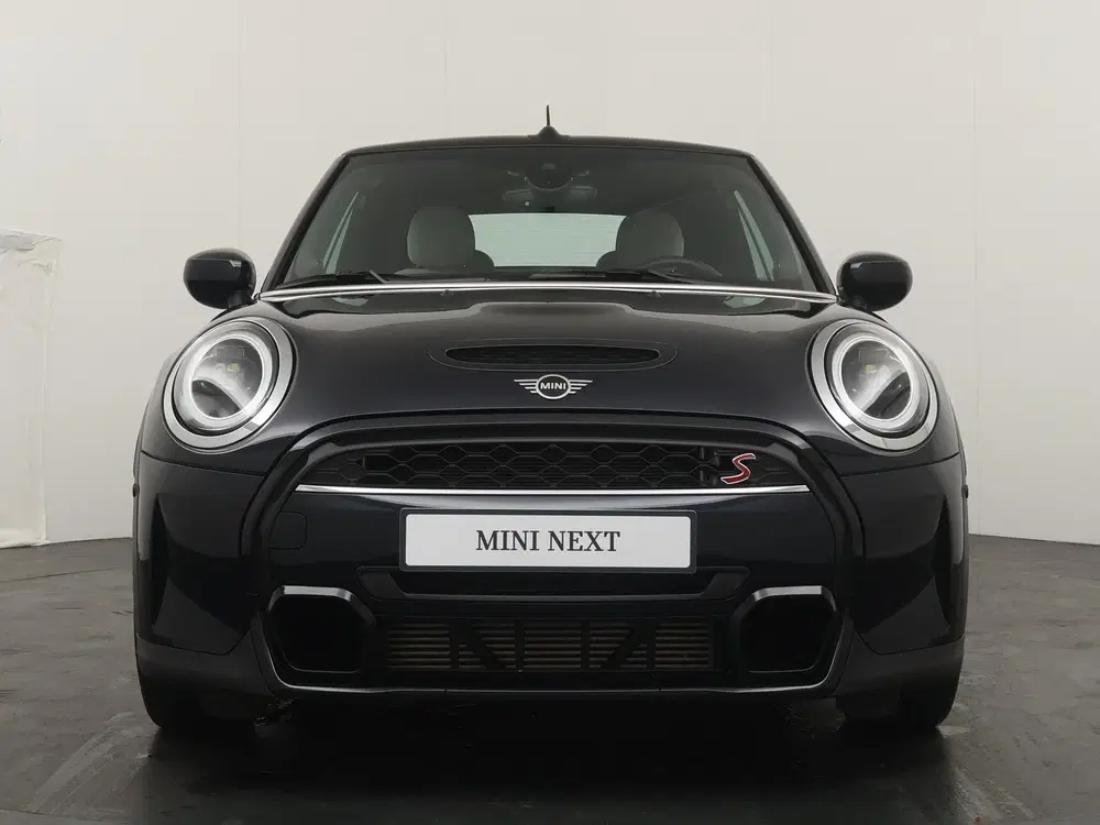 Mini Cabrio Cooper S Yours uit 2023, foto 6