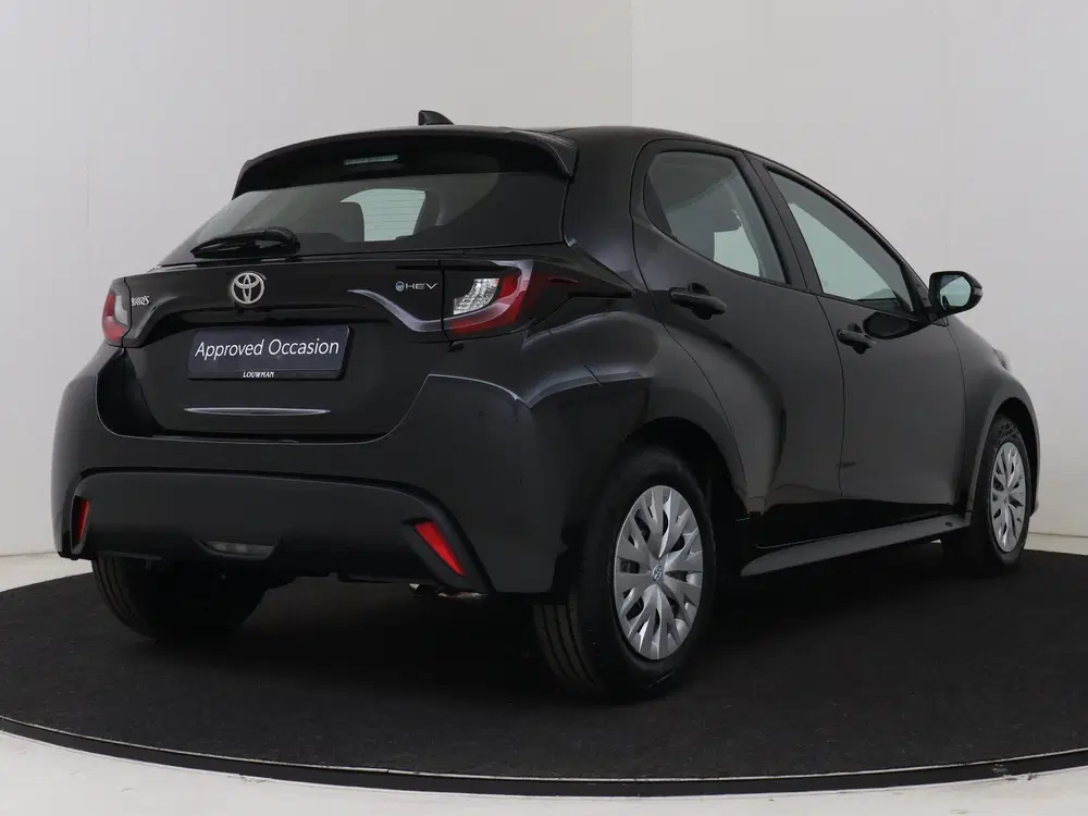 Toyota Yaris 1.5 Hybrid 115 Comfort (bj 2025 uit 2025, foto 2