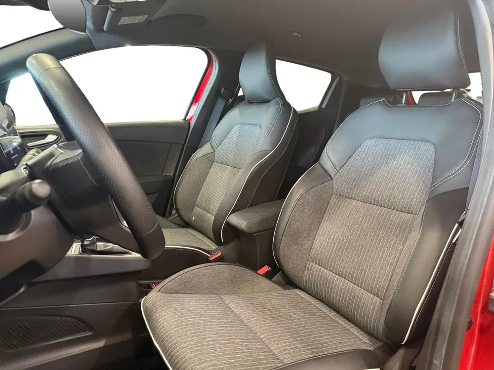 Mitsubishi Colt 1.6 HEV First Edition *Automaat*Navi+Camer uit 2024, foto 10