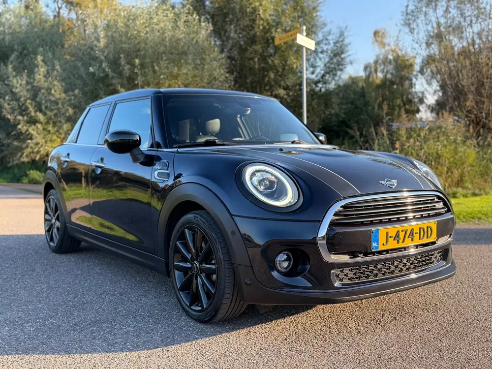 Mini Cooper 1.5 Cooper 60 Years Edition uit 2020, foto 5