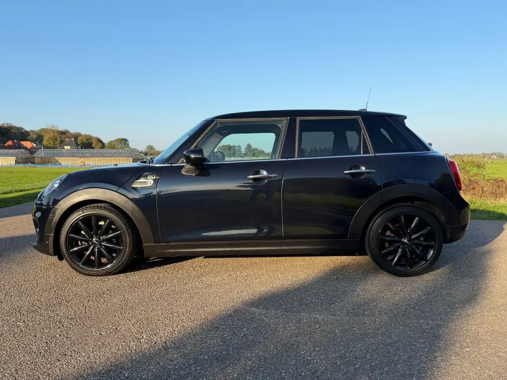 Mini Cooper 1.5 Cooper 60 Years Edition uit 2020, foto 9