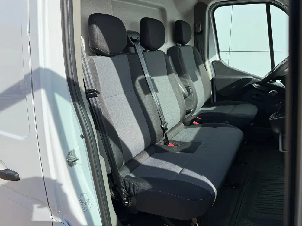 Renault Master L3H3 LED Cruise Control Airco Bluetooth uit 2024, foto 8